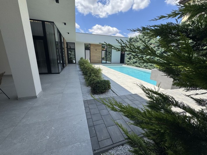 Комфотабельный новый дом на фонтане! - фото 1