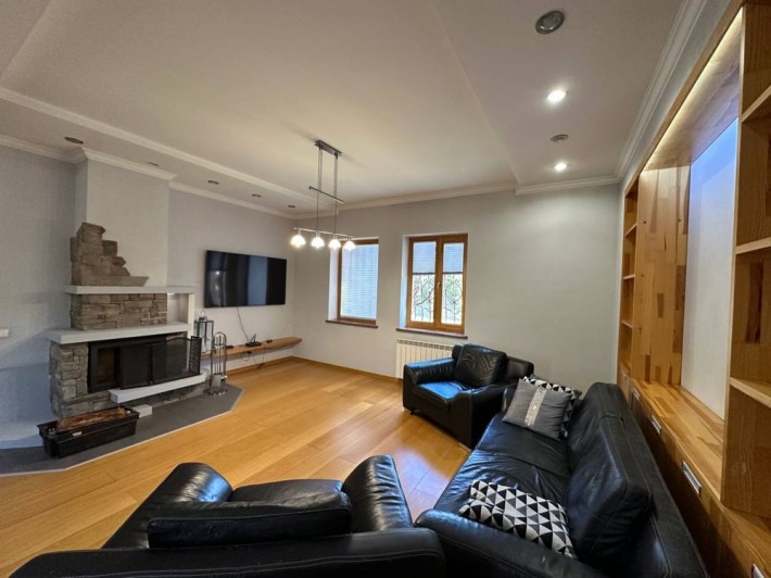 Будинок з підвалом Петропавлівська Борщагівка! З ремонтом! - фото 1