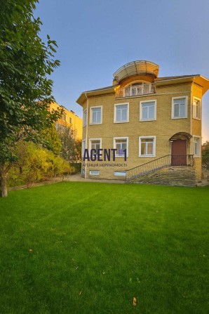 Великий будинок з видом на ліс. Петропавлівська Борщагівка - фото 1