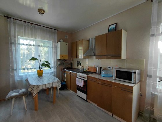 85м2,   4 кімнати,  море 10- 15 хвилин, будинок для затишного життя Одеса