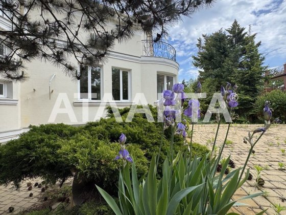 Дом у моря в охраняемом жилом массиве Совиньон Одеса