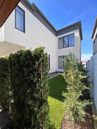 Продам дом в Совиньоне. - фото 1