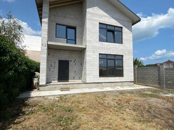 Продам дом в Совиньоне