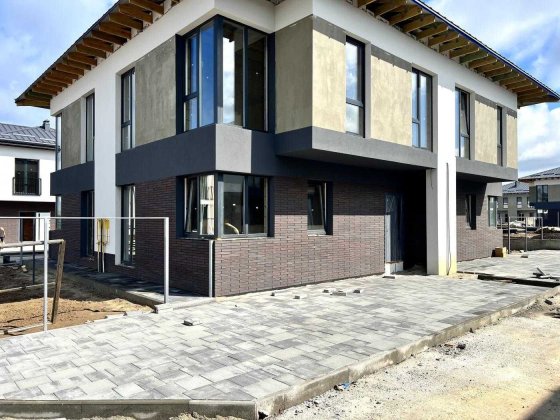 Таунхаус у КМ. Центральні комунікації. Петропавлівська Борщагівка Петропавловская Борщаговка