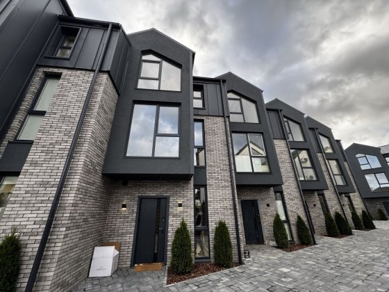 Продаж триповерхових таунхаусів з ремонтом та без. БЕЗ КОМІСІЇ! Софіївська Борщагівка