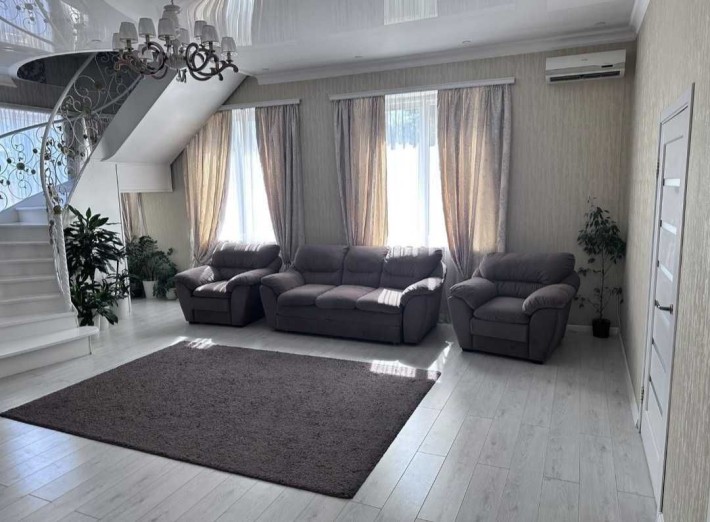 Продам дом 2 этажа - фото 1