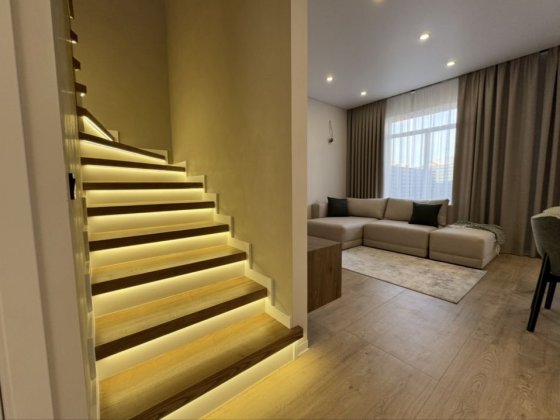 Продаж сучасного таунхаусу на Софіївській Борщагівці Софиевская Борщаговка