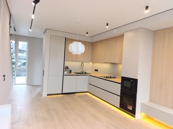 Газ!Продається сучасний будинок/таунхаус у Софіївській Борщагівці!

За Софіївська Борщагівка