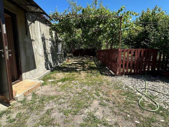 Окремий будинок із садом у смт Большевик! Одесса