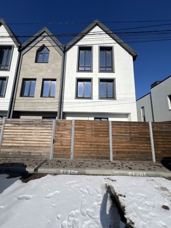 Таунхаус 108м2 кутовий під чистову Софіївська Борщагівка! - фото 1