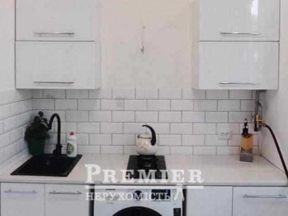 Продам частину будинку з окремим подвір’ям. Центральний р-н Одеса