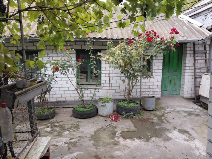 Продаётся два домика на одном участке (Ялты) - фото 1