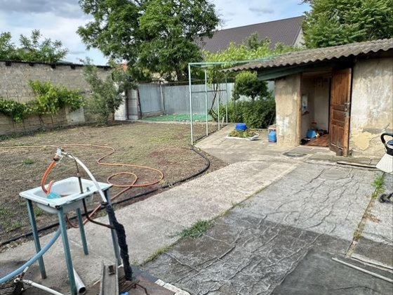 Срочно продам участок и часть дома на  Умова Одесса