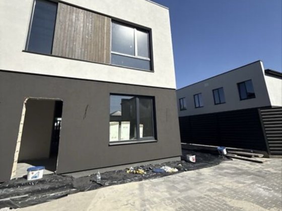 Дуплекс з розпочатими ремонтними роботами Софіївська Борщагівка