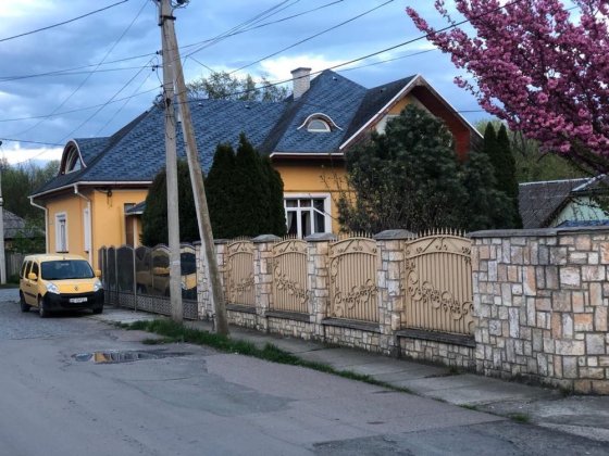 ЗакарпаттяБереговоКотеджШикарний Берегово