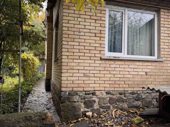 Здається кімната з окремим входом у Гостомелі вул Ярова ліжкомісце Гостомель