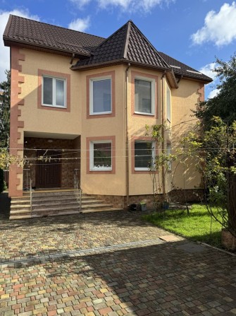 Здається будинок в центрі міста - фото 1