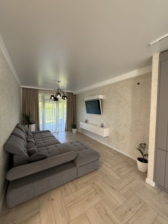 Оренда сучасного котеджу в Дендропарку. Вільний. Гараж! 130м2, 5соток! - фото 1