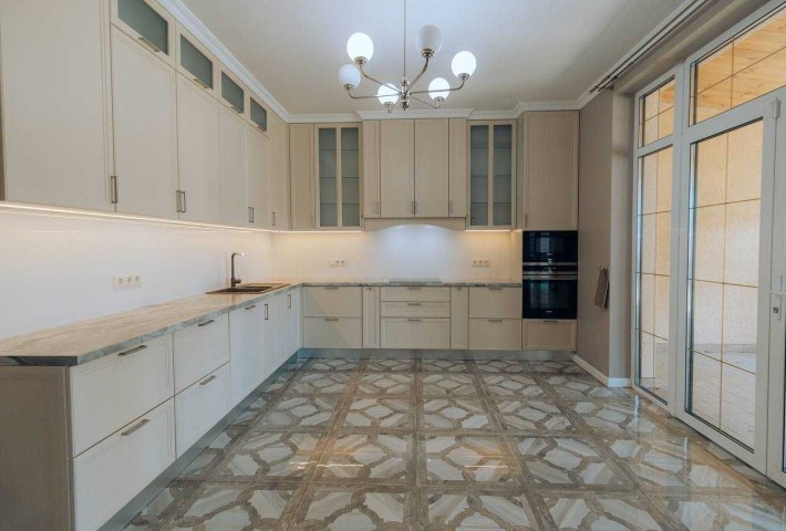 Ексклюзивна Оренда будинку 180м2 в лісовій Бучі, ділянка 13,5 соток ! - фото 1