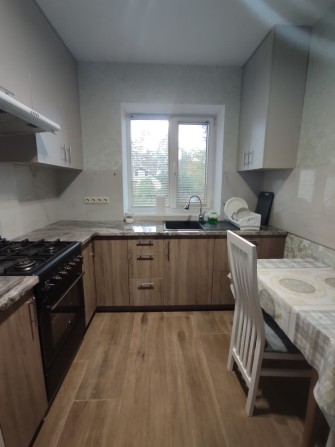 Оренда частини будинку недорого! - фото 1