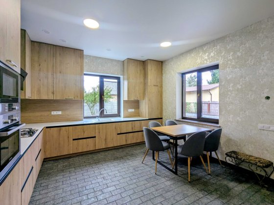 Будинок з газовим опаленням. БЕЗ КОМІСІЇ! До Києва (Новобіличі) 6 км Ірпінь