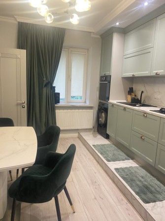 Оренда будинку в місті Луцьку, р-н Пр.Відродження - фото 1