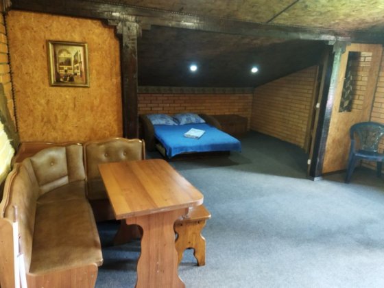 Здається   в оренду перший поверех двоповерхового будинку Полтава