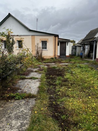 Військовим здається будинок з хозяїном 2 кімнати, сарай, навіс, двір - фото 1