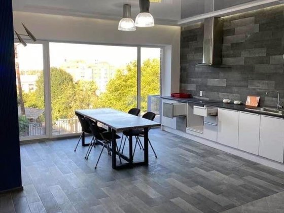 3-к Центр, Часть Дома Полтава