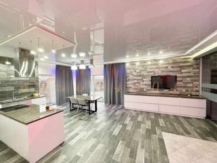 Оренда сучасного  будинку , неподалік центру! - фото 1