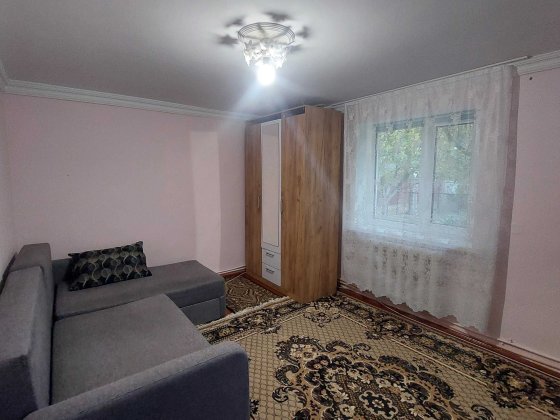 Довгострокова оренда будинку.