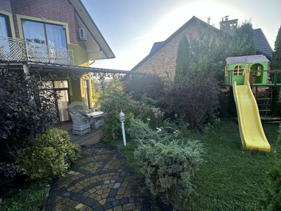 Оренда будинку в місті Черновцы