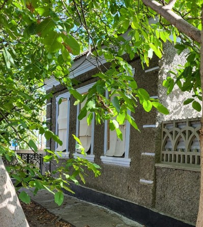 Продаю дом на две семьи.Работаем по програме. - фото 1