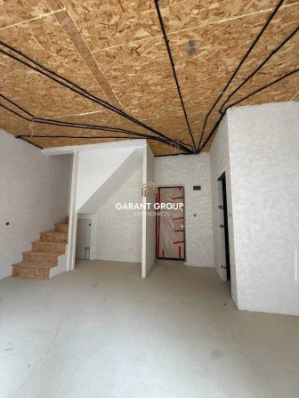 Таунхаус з частковим ремонтом у Хаджибейському районі - фото 1