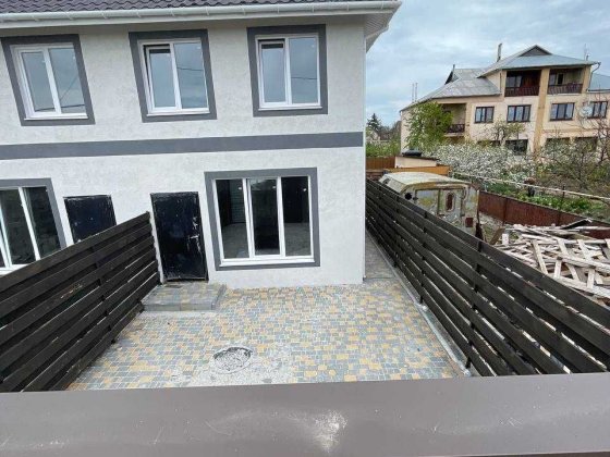 Сучасний двоповерховий дім із власною ділянкою | 60 м² Одесса