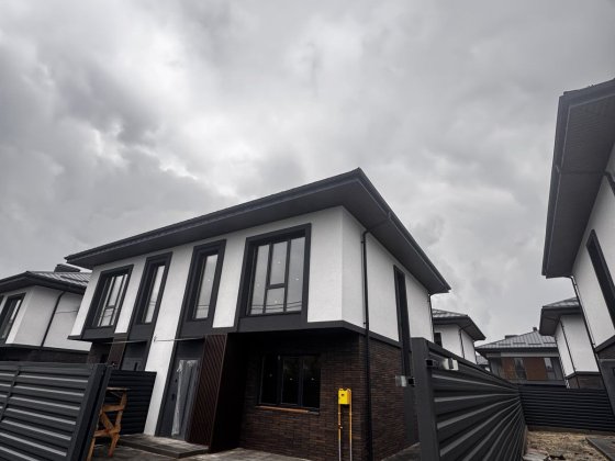 Продаж дуплекса з ремонтом та меблями! Петропавловская Борщаговка