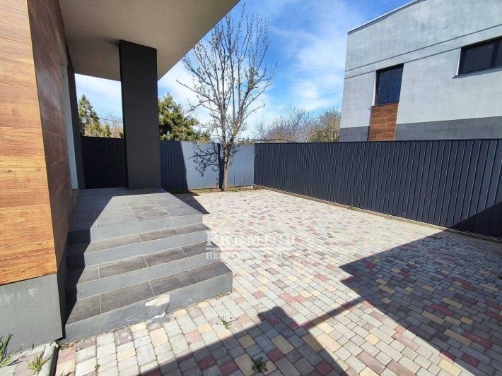 Таунхаус біля парку та центру міста - фото 1