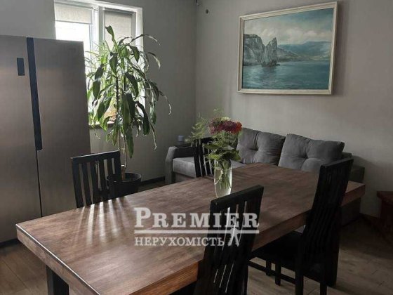 Продам сучасний будинок на Таїрово Одесса