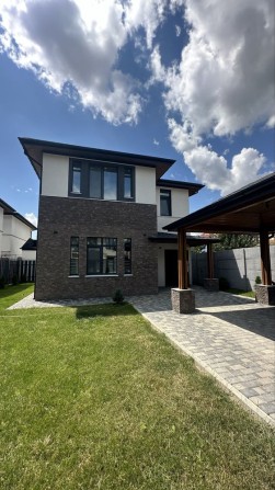 В продаже новый 2-этажный дом, Червоный хутор - фото 1