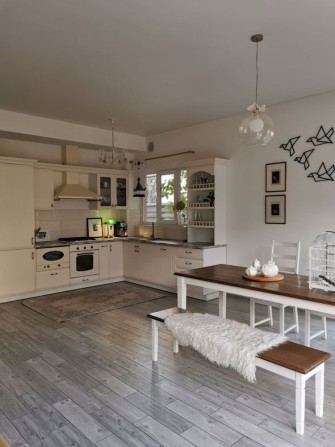 Продаж будинку з ремонтом у Петропавлівській Борщагівці, 4 сотки, газ - фото 1