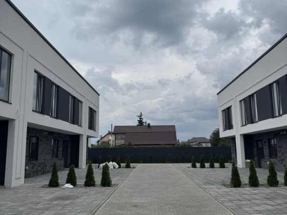 Петропавлівська  Борщагівка таунхаус з Газом  Школа дитячий садок Петропавлівська Борщагівка