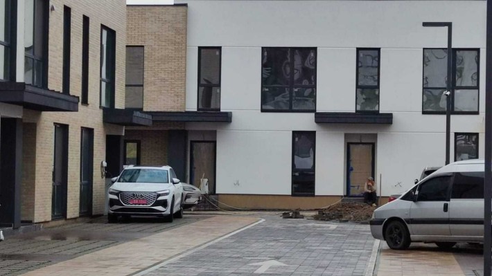 Таунхаус в котеджному містечку, переуступка!!! - фото 1