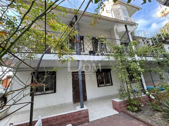 Продам дом у моря, Киевский район