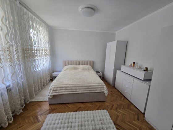 Оренда будинку в центрі Черновцы