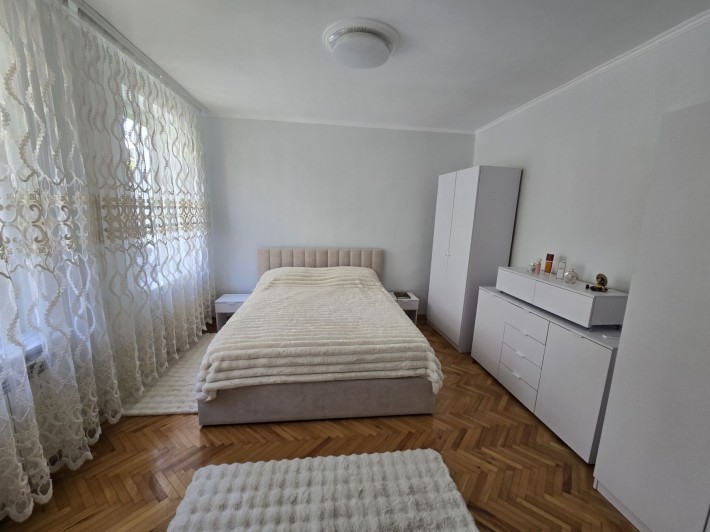 Оренда будинку в центрі - фото 1