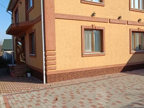 Оренда затишного доглянутого будинку у Садгорі Чернівці