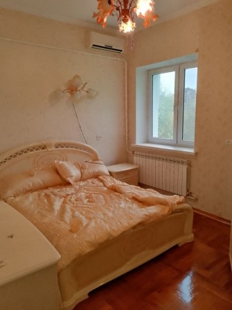 Частина будинку з  ремонтом в центрі міста. Можна на короткий термін - фото 1