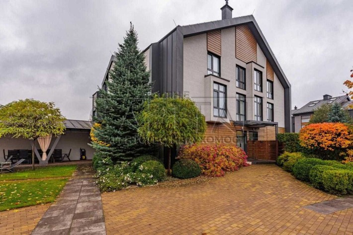 Оренда, Будинок, Київ, Голосіївський район, вул.Лютнева, КМ Коник - фото 1