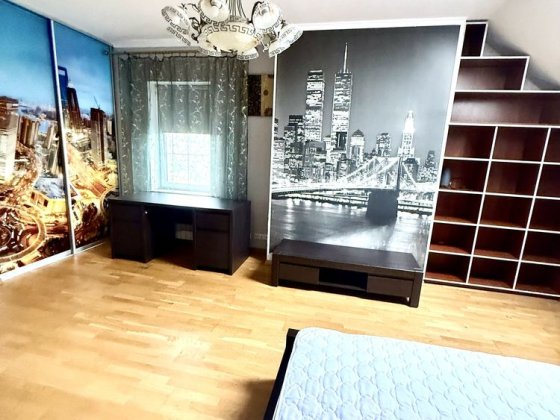 ОРЕНДА БУДИНКА . Район Святошинський . вул.Стеценка . ТЦ „ Лавіна “ Киев