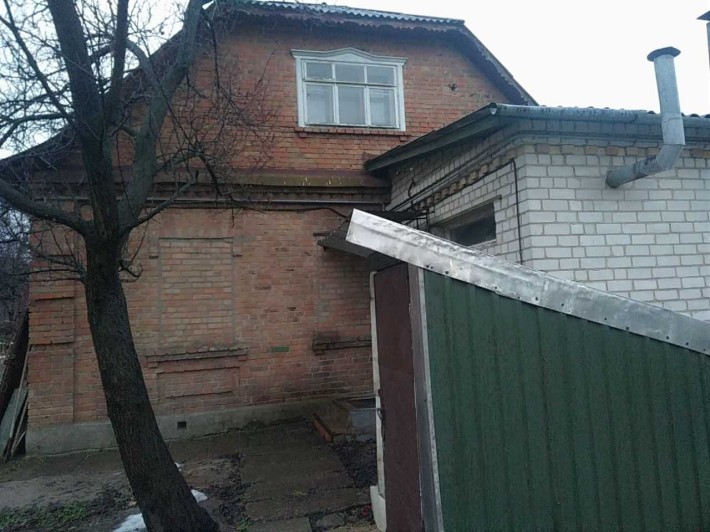 Участок с полдомом - фото 1